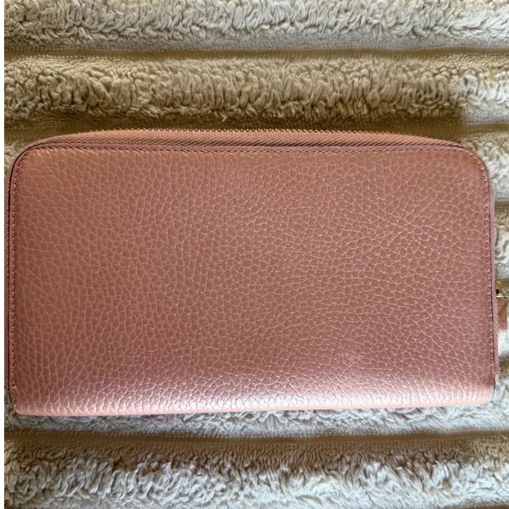 Gucci Interlocking G Zip Around Long Wallet Pink Pebbled Leather 449347 in Box - Picture 6 of 12